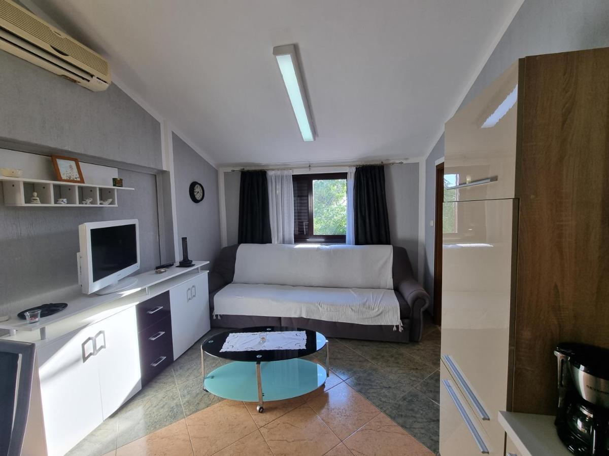 Apartment Grbac Barbat na Rabu Dış mekan fotoğraf