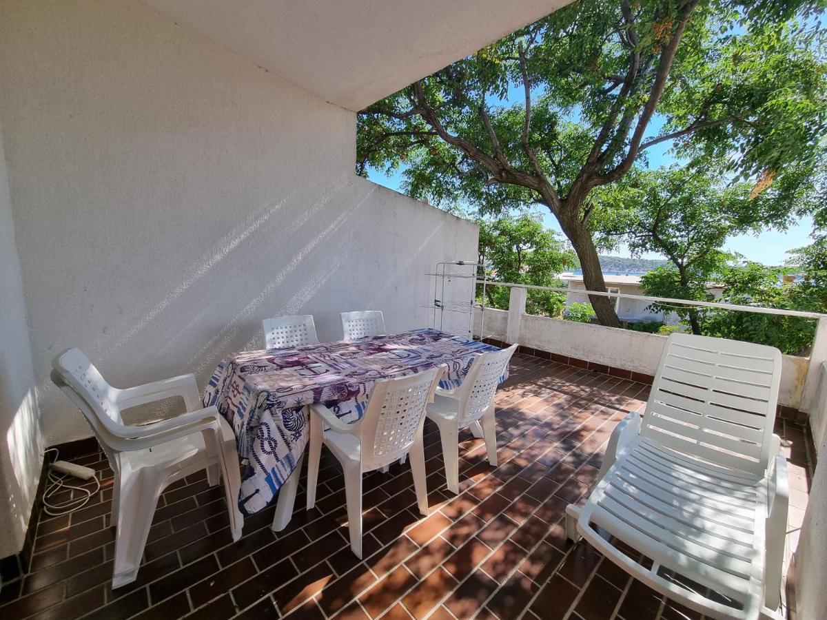 Apartment Grbac Barbat na Rabu Dış mekan fotoğraf
